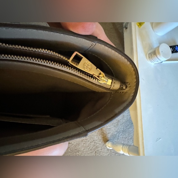 brand new tory burch bag - Picture 3 of 5